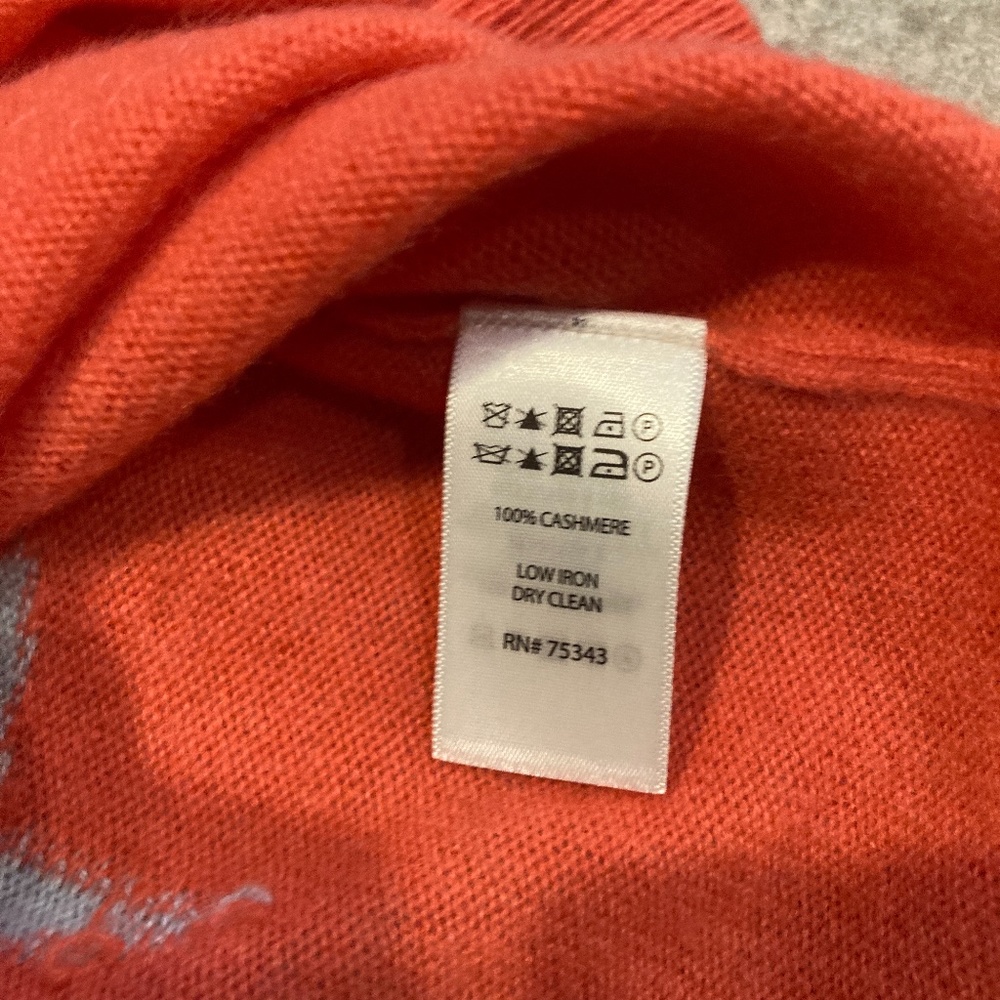 ⭐️Cashmere⭐️Star Sweater - Picture 7 of 11